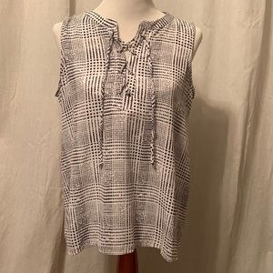 Apt 9 sleeves blouse